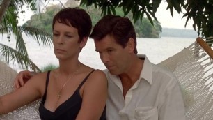 Jamie Lee Curtis - the Tailor of Panama 02