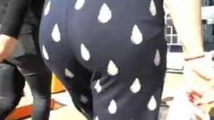 BootyCruise: one Fine Jiggle-Butt
