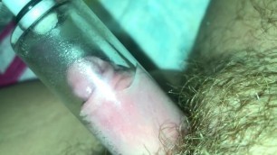 FtM Masturbate and Piss in Pump