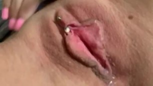 “who wants to Fuck this Married Pussy?”