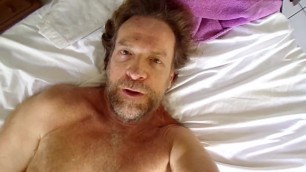 hairyartist:daddy is open-enjoy